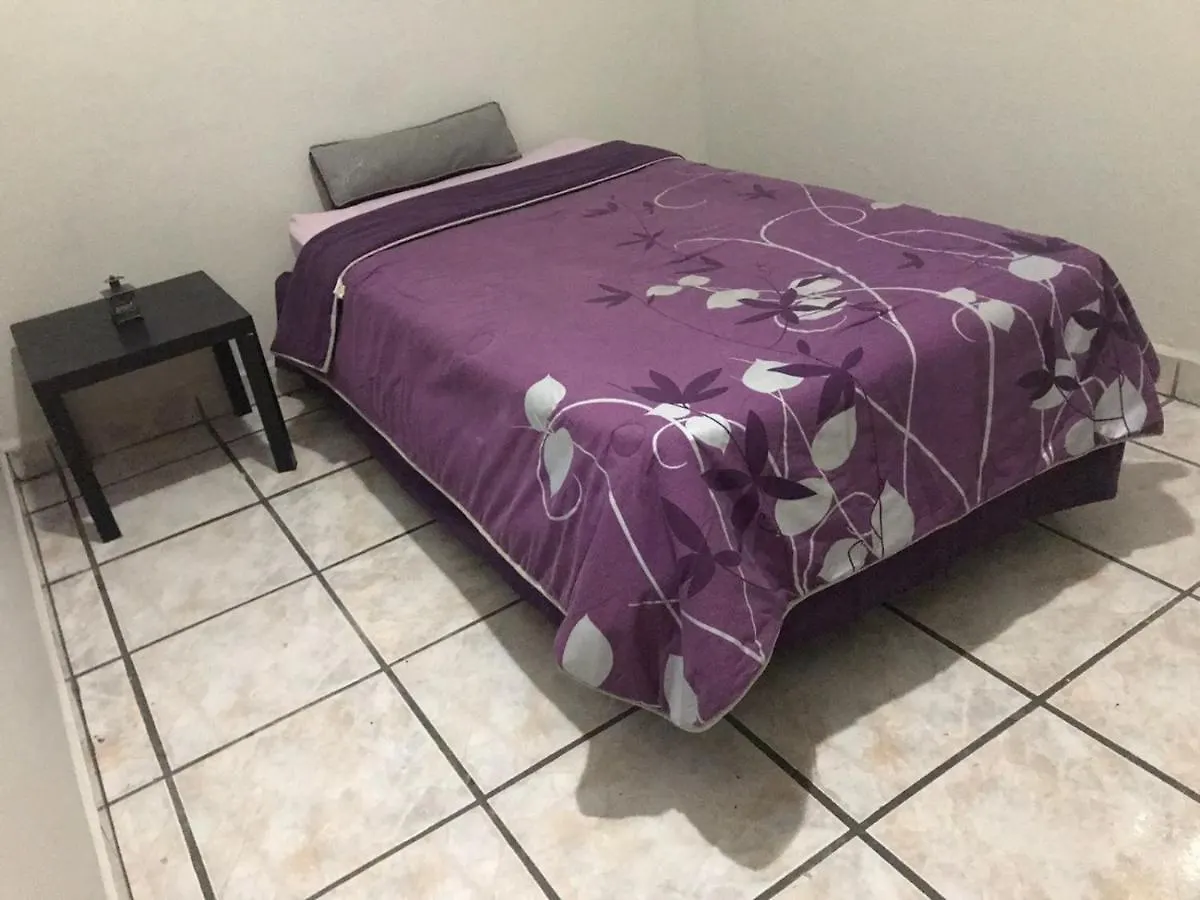 San Sebastianito Hostal Guadalajara 0*,  Messico